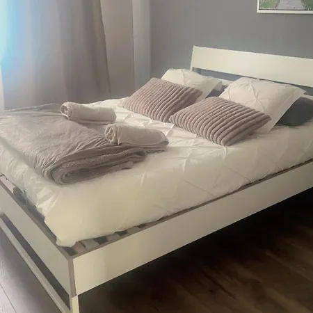 Cozy Escape Apartment