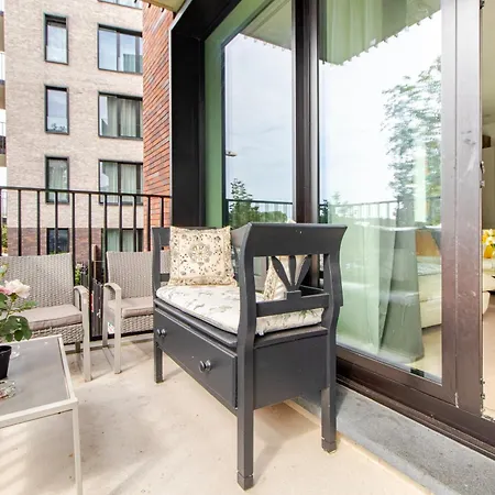 Apartment 1br Metro Hopital Erasme Bordet Handicapt Friendly