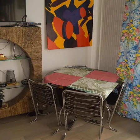 1br Metro Hopital Erasme Bordet Handicapt Friendly * Brussels