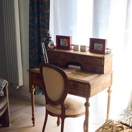 1br Metro Hopital Erasme Bordet Handicapt Friendly Brussels