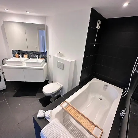 Toison D'or Apartment *