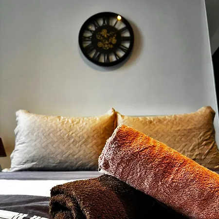 Guest house In Guest - Charming Guest In Historic Mansion