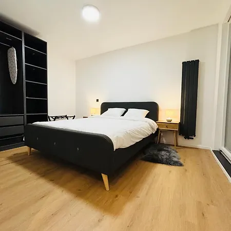 Cozy Flat Apartment *