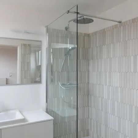 Floor New Duplex Stunning View In Trendy St Gilles Apartment *