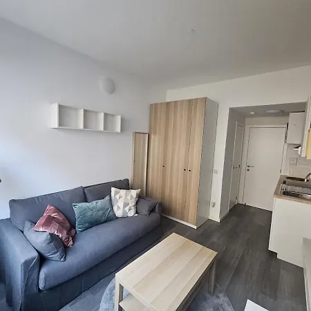 Apartment Cozy Pierre & Marie Curie *