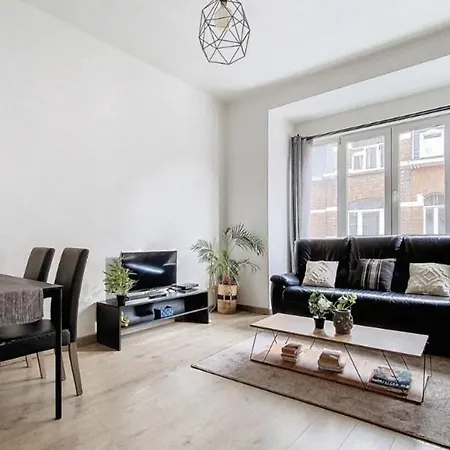 2 Apartment *