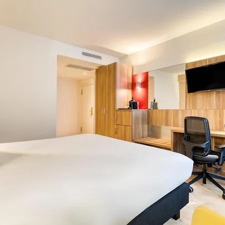 Schuman By Ihg Hotel 4*