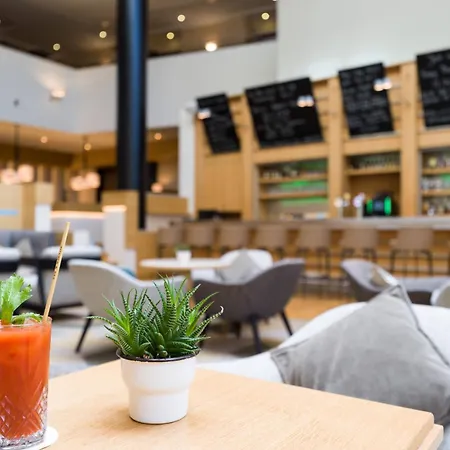 Courtyard By Marriott