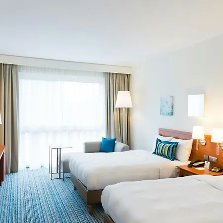 Courtyard By Marriott Hotel
