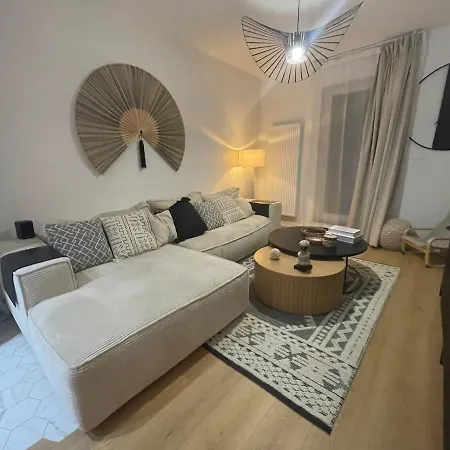 Apartment Charming Duplex In Brussels