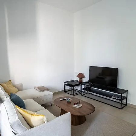 Cozy And Luxurious In Brussels, Laeken Brussels
