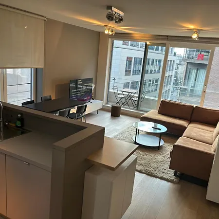 Comfortable Two Bedroom In Center Apartment Brussels