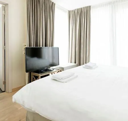 Apartment Modern In