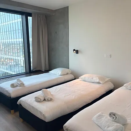 Luxurious In Center *
