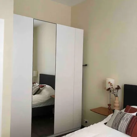 Apartment Cosy 1 Bedroom In Eu District Brussels