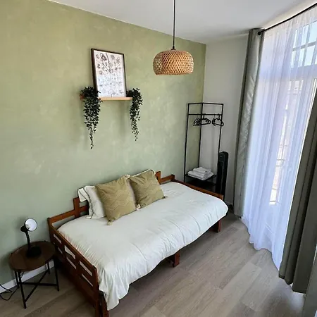 Charming Place In Ideal Near The Metro Brussels