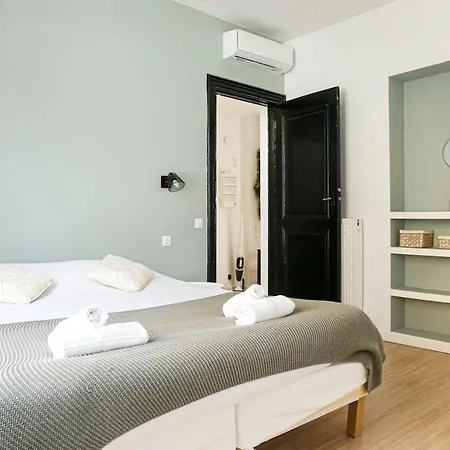 Absolute Charm 3 Bedroom 3 Bathroom With Ac Eu District Apartment *