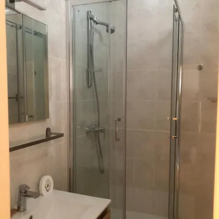 Appartement, Deux Au Pied Du Metro Montgomery Brussels