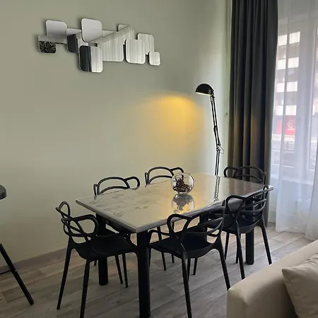 Modern & Cozy - Fast Access Apartment *