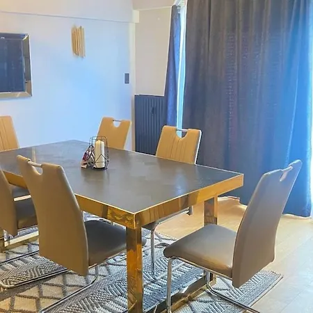 Strelitzyahouse Brussels