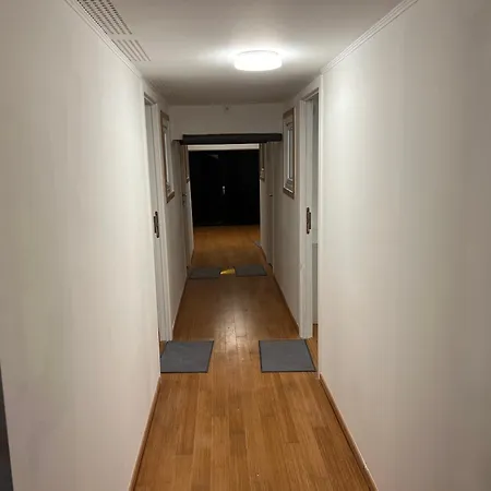 Homestay Doppelzimmer Im Herzen Bruessels Brussels