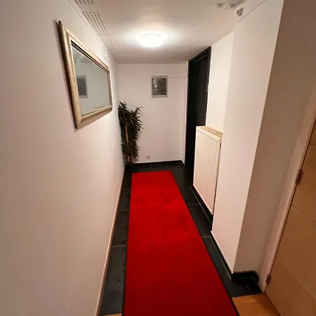Doppelzimmer Im Herzen Bruessels Homestay Brussels