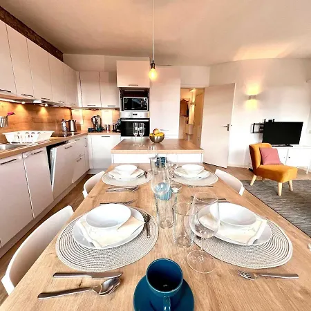 Bright- Stylish In Nature Apartment *