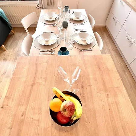 Bright- Stylish In Nature Apartment Brussels
