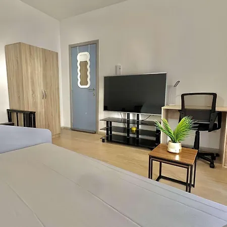 Apartment Center *