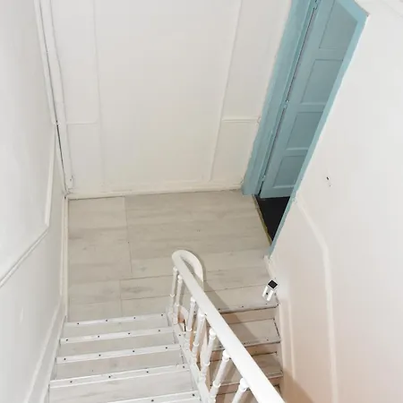 Confort Accueillant 8 A 10 Personnes - Touristique A Brussels