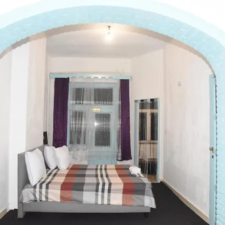 Apartment Confort Accueillant 8 A 10 Personnes - Touristique A Brussels