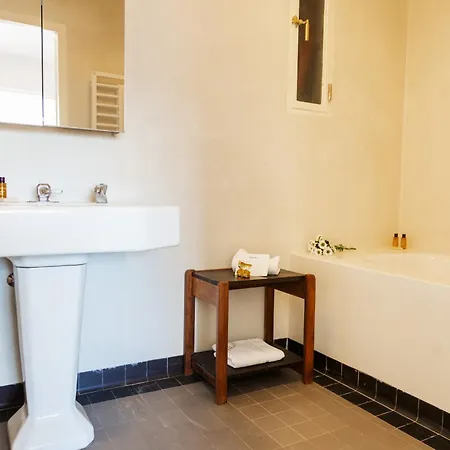 Eu Elegant Apartment *