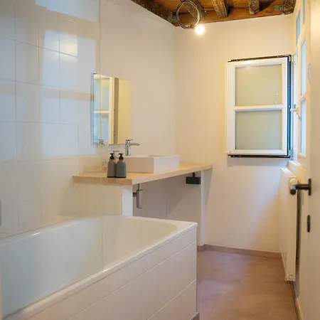 Royal Grand Place Loft Apartment
