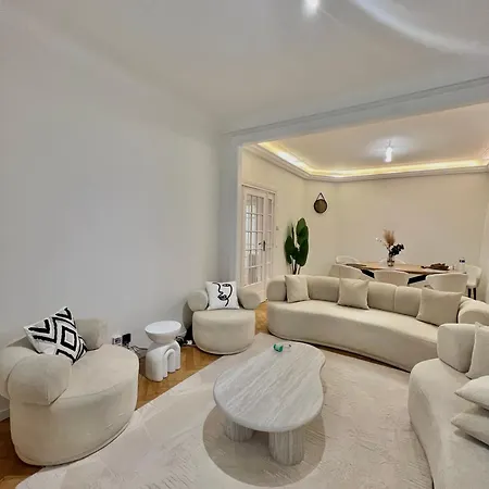 Grand Luxueux A Centre *