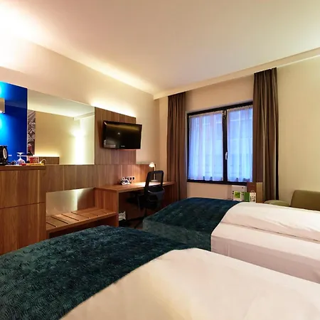 Hotel Schuman By Ihg 4*