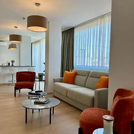 Penthouse Grand Place - 2bd - 200sqm Terrace Apartment *