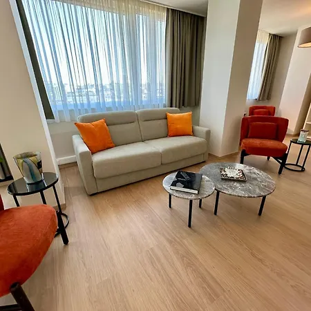 Apartment Penthouse Grand Place - 2bd - 200sqm Terrace