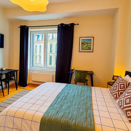 Apartment Oasis *