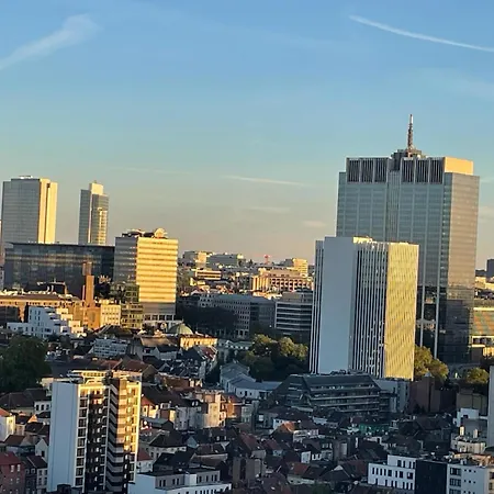 Bel Confort Au Centre-ville Avec Parking Prive Apartment *