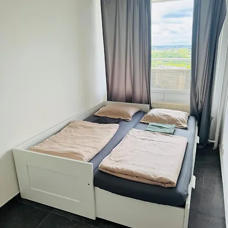 Meuble 92m2 + 2 Terrasses * Brussels
