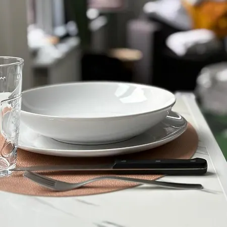 Spacious And Chic 1br - Separate Kitchen & Washer Brussels
