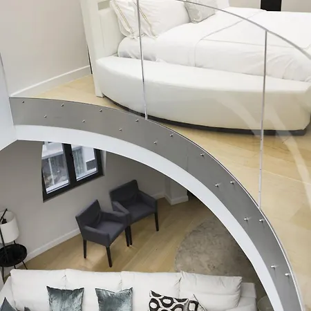 Triplex Penthouse In Centre * Brussels