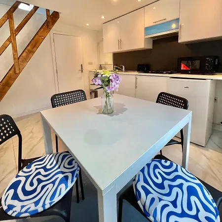 Apartment Tewa Cosy Center *
