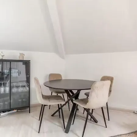 Elegant In Chatelain Ixelles Apartment *
