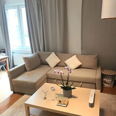 Beautiful 2 Bedroom In Place Flagey Bxl Apartment