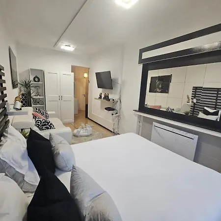 Cozy Stephanie Apartment