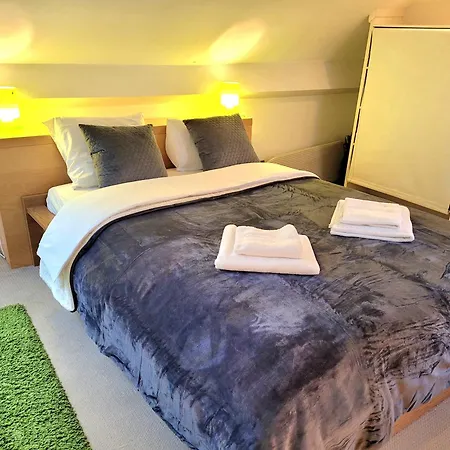 Apartment Cosy Flat, Location *