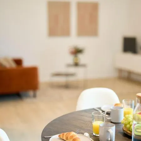 Homestay Emerald Coast Manor