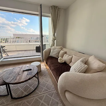 Apartment Sejour Lumineux Avec Balcon Brussels