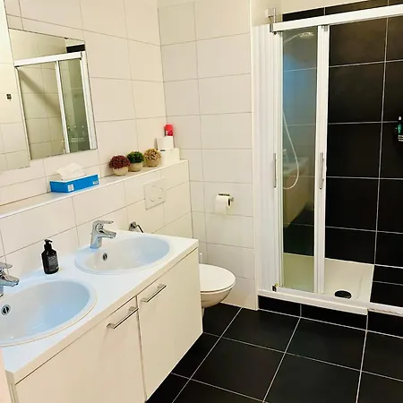 Grand Place - Prime Location 2 Bedroom Brussel